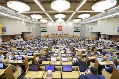 Парламент РФ планирует обсудить предложение Памфиловой о каникулярной неделе для выборов