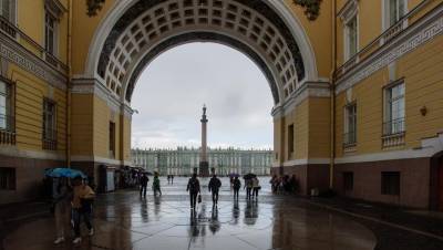 В Петербурге вновь будет хмуро и дождливо