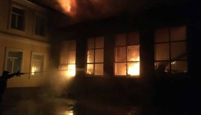На Харьковщине произошел масштабный пожар в школе