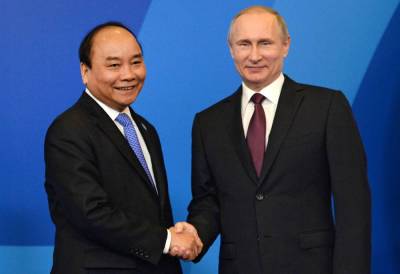 Владимир Путин - Нгуен Суан Фук - Президент Вьетнама поблагодарил Россию за помощь в борьбе с ковидом - koronavirus.center - Россия - Вьетнам