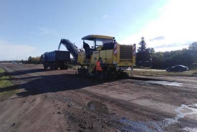 Дорожники приступили к ремонту дороги Тюкалинск – Большие Уки досрочно