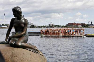Дания объявила о конце эпидемии: все ограничения сняты