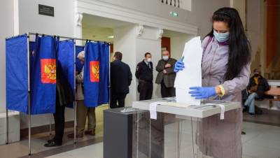В Петербурге явка на выборах в Госдуму к 15.00 составила 7,2%