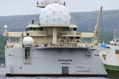 Страны НАТО проводят разведку на фоне учений ВМФ России в Арктике