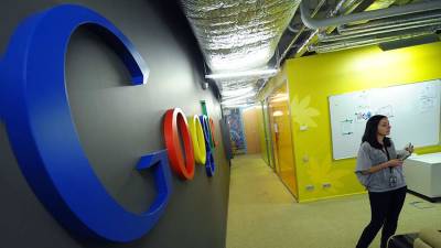В ФССП объяснили приход судебных приставов в офис Google