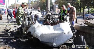 Подрыв автомобиля в Днепре полиция квалифицирует как теракт (видео)