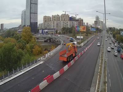 Опять не справились: ремонт моста на Кольцовском тракте не успели закончить и к визиту Рогозина