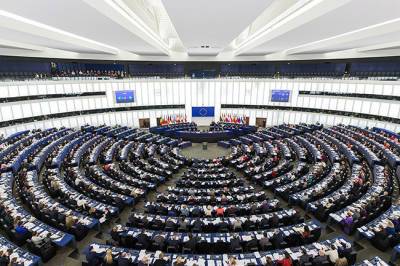Европарламент решил дискредитировать выборы в России – политолог