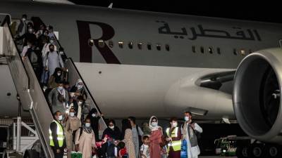Из Кабула в Доху вылетел эвакуационный рейс с 230 пассажирами на борту