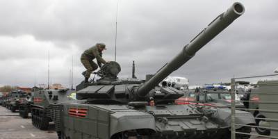Россия усилит свое присутствие у границ Афганистана новейшими танками