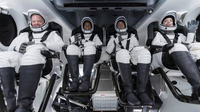 Космическая четвёрка: первая в истории гражданская миссия SpaceX
