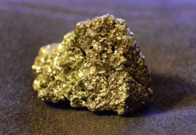 Российские ученые запатентовали технологию выращивания золота