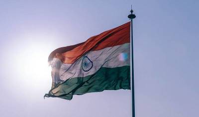 «Спутник V» помог предотвратить вспышку ковида в Индии