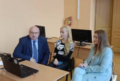 Представители партий посетили Центр общественного наблюдения за выборами в Ленобласти