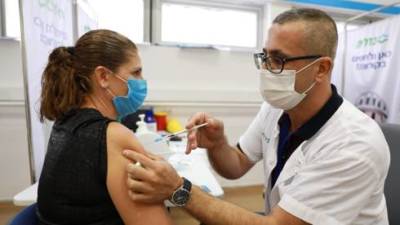Минздрав: почти 60% умерших от коронавируса в августе были привиты