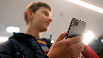 Россияне начали распродавать старые IPhone перед презентацией нового