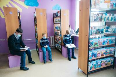 «Азбука воспитателя»: в липецкой библиотеке открылась выставка