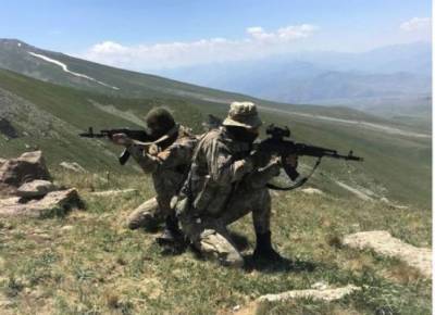 Спецназ ВС Армении отработал уничтожение объектов условного противника на границе