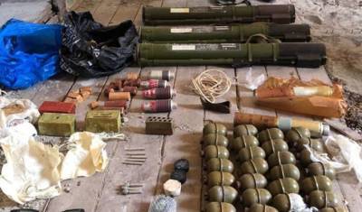 На Закарпатье обнаружили тайник с боеприпасами и взрывчаткой - lenta.ua - Украина