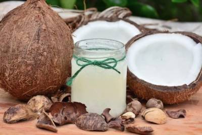 Медики рассказали о пользе кокосовой воды для здоровья