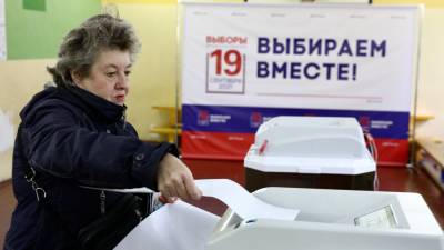 Избирательные участки в Калининградской области начали работу в основной день голосования