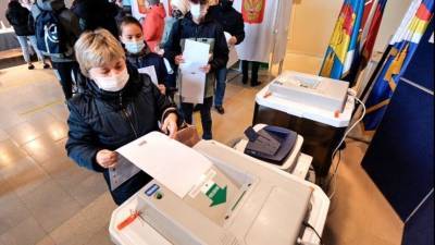 Депутатов Госдумы РФ и местных парламентов выбирают в Петербурге