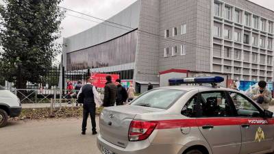 Очевидец рассказал подробности о стрельбе в вузе в Перми