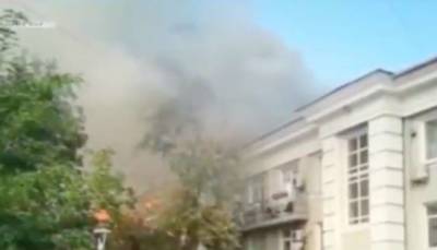 В центре бывшей столицы Казахстана бушует сильнейший пожар