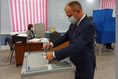 Заместитель брянского губернатора проголосовал на выборах в Госдуму
