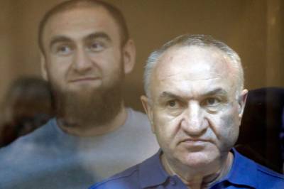 Срок ареста Рауфа и Рауля Арашуковых продлен до января