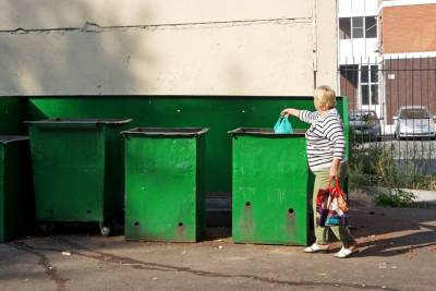 В Тверской области нашли незаконные мусорные контейнеры