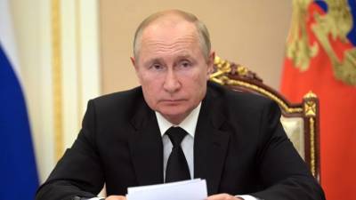 Путин рассказал о заболевших коллегах из служб протокола, безопасности и пресс-службы