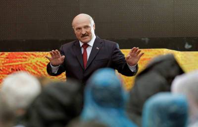 Лукашенко: О достойном доходе в старости нужно заботиться заранее