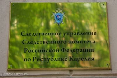 Тело 27-летней женщины нашли под окном жилого дома в Петрозаводске