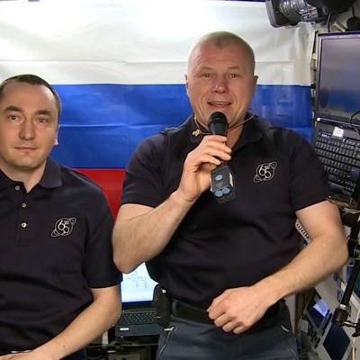 Космонавты Новицкий и Дубров проголосовали на выборах в Госдуму с борта МКС