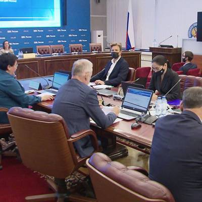В России начинает действовать запрет на публикацию соцопросов к выборам в Госдуму