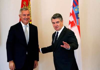 Президент Хорватии утешал диктатора Черногории и оба угрожали...