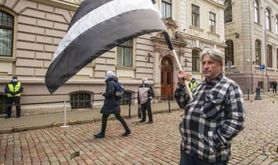 Проблемы с голосом: латвийцы не спешат влиять на политику в стране
