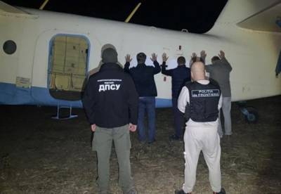 В Молдове задержали контрабандистов из Украины с самолетом (фото)