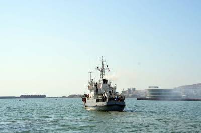 Военные корабли Каспийской флотилии ВМФ России покинули Бакинский порт