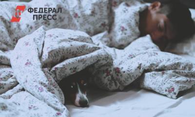Как спать, чтобы быть красивыми и здоровыми: советы доктора Мясникова