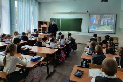 Новый учебный год костромские школьники начали с повторения правил дорожной безопасности