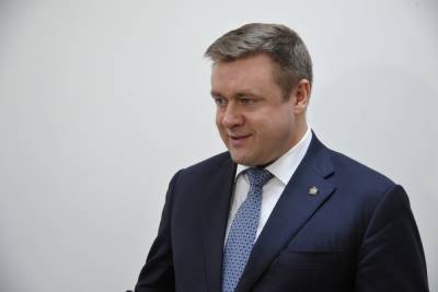 Губернатор Николай Любимов проголосовал на выборах в Госдуму