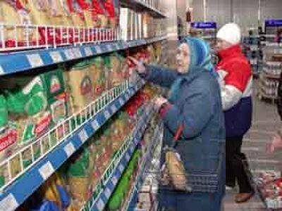 Рост цен на продукты обусловлен в Новосибирске в сезон овощей и фруктов ценами на них
