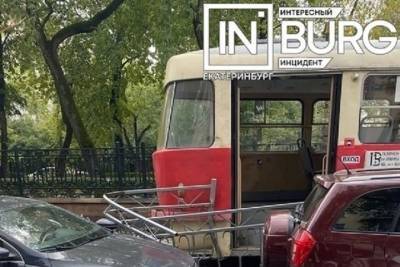 Названы причины схода с рельсов трамвая в Екатеринбурге