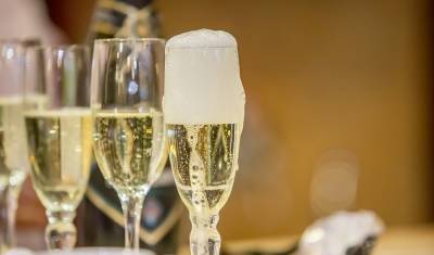 Поставки шампанского из Франции в Россию будут восстановлены