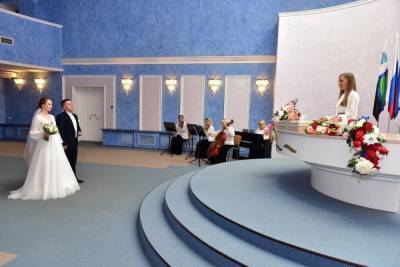 31 пара зарегистрировала брак в Белгороде 21 сентября 2021 года