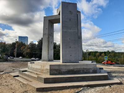 Установка памятника пожарным-спасателям началась в Приокском районе