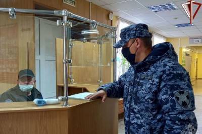 Сотрудники Росгвардии проверили безопасность на избирательных участках Тверской области