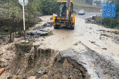 Три дороги в двух высокогорных районах Дагестана пострадали от селевого потока